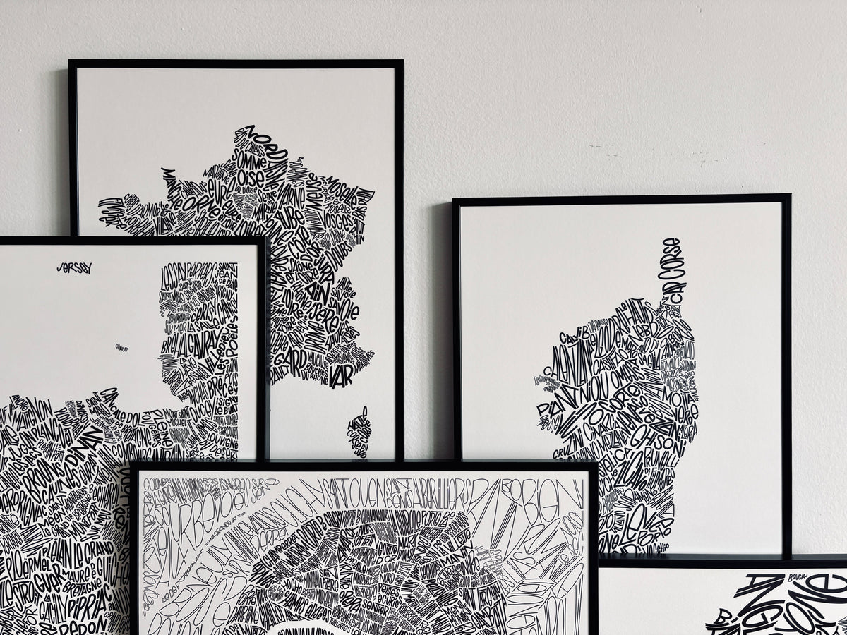 Affiche noir et blanc | Le guide pour décorer votre salon Image